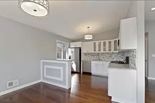 1405 Sloane Blvd, Plainfield, NJ 07060 - Photo 2