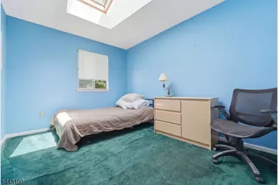 194 Elmwood Dr, Parsippany, NJ 07054 - Photo 16