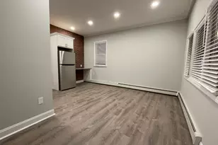 407 Brooks Blvd, Manville, NJ 08835 - Photo 1