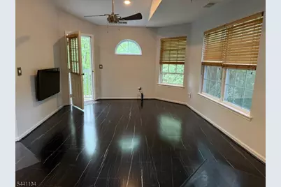 511 Chatfield Dr, Pequannock Township, NJ 07444 - Photo 10