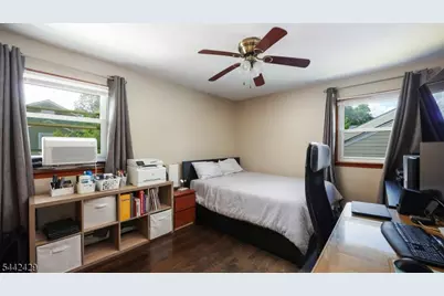2101 Orchard Ter, Linden, NJ 07036 - Photo 24