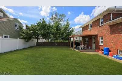 2101 Orchard Ter, Linden, NJ 07036 - Photo 32