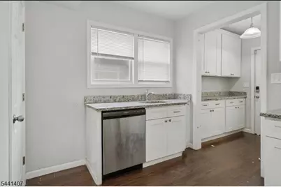 939 Myrtle Ave, Plainfield, NJ 07063 - Photo 18