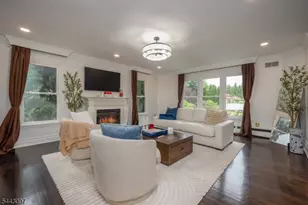 11 Gates Pl, Wayne, NJ 07470 - Photo 10