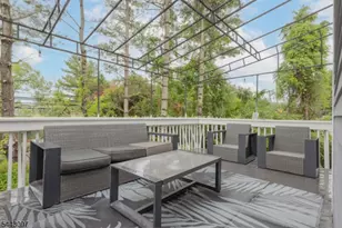 11 Gates Pl, Wayne, NJ 07470 - Photo 16