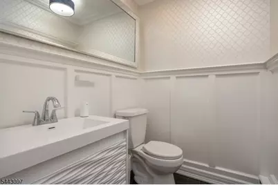 11 Gates Pl, Wayne, NJ 07470 - Photo 14