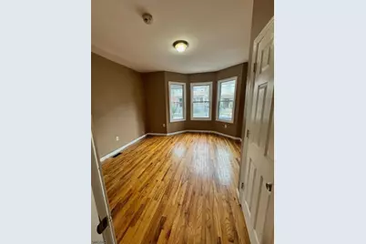 27 Alexander St, Newark, NJ 07106 - Photo 4