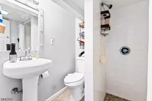 631 Magie Ave, Elizabeth, NJ 07208 - Photo 16