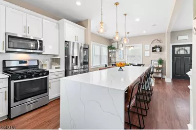 631 Magie Ave, Elizabeth, NJ 07208 - Photo 4