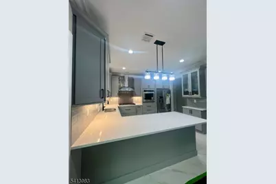 240 Atlantic Dr, Parsippany, NJ 07054 - Photo 10