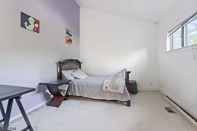 31 Lockley Ct, Wayne Twp., NJ 07470 - Photo 16