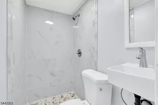68 B Woodside Ave, Newton, NJ 07860 - Photo 26