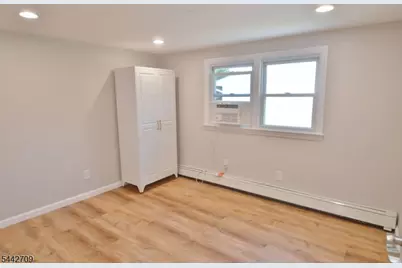 10 Ridgedale Ave, East Hanover Township, NJ 07936 - Photo 10