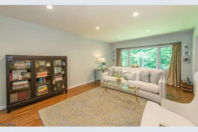 17 Hillcrest Dr, Randolph Township, NJ 07869 - Photo 8