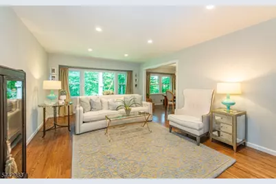 17 Hillcrest Dr, Randolph Township, NJ 07869 - Photo 6