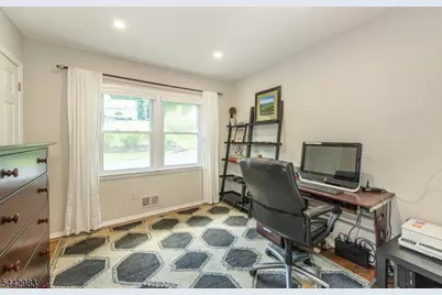 17 Hillcrest Dr, Randolph Township, NJ 07869 - Photo 28