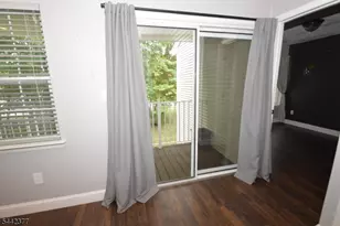 73 Maple Ln, Mount Arlington, NJ 07856 - Photo 4