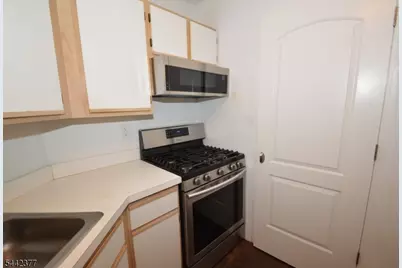 73 Maple Ln, Mount Arlington, NJ 07856 - Photo 8