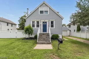 318 Marion Pl, Manville, NJ 08835 - Photo 1