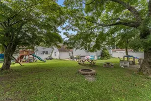 318 Marion Pl, Manville, NJ 08835 - Photo 32