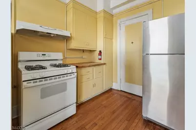 375 Mt Prospect Ave #6AE, Newark, NJ 07104 - Photo 8