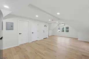 82 Grove St, Montclair, NJ 07042 - Photo 8
