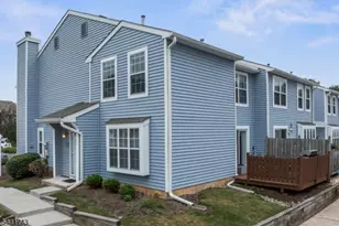 85 Almond Dr, Franklin Township, NJ 08873 - Photo 2