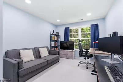 605 Donato Cir, Scotch Plains Township, NJ 07076 - Photo 24