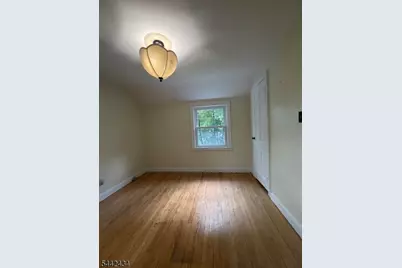 324 E Cedar St, Livingston, NJ 07039 - Photo 12