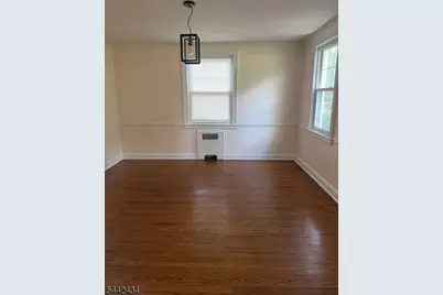 324 E Cedar St, Livingston, NJ 07039 - Photo 2