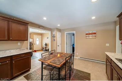 6 Pine St E, Highland Lakes, NJ 07422 - Photo 10