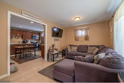 6 Pine St E, Highland Lakes, NJ 07422 - Photo 4
