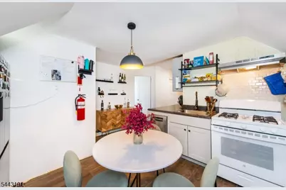 23 S 17th St, East Orange, NJ 07018 - Photo 10