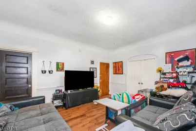 23 S 17th St, East Orange, NJ 07018 - Photo 26