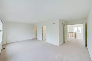 26 DeCroce Ct, Parsippany, NJ 07054 - Photo 20