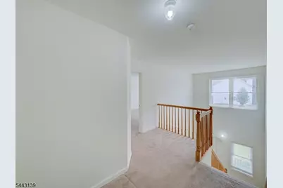 26 Decroce Ct, Parsippany, NJ 07054 - Photo 18