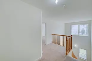 26 DeCroce Ct, Parsippany, NJ 07054 - Photo 18
