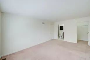 26 DeCroce Ct, Parsippany, NJ 07054 - Photo 16