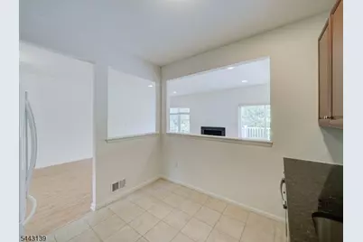 26 Decroce Ct, Parsippany, NJ 07054 - Photo 12