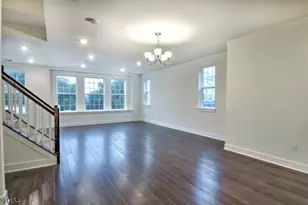 702 Parkview Ln, Rockaway Township, NJ 07866 - Photo 8