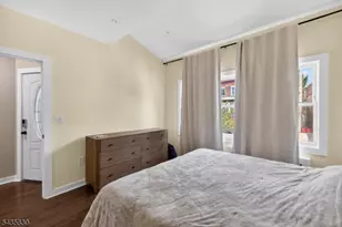 12 Bender Pl, Cliffside Park, NJ 07010 - Photo 10