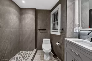 12 Bender Pl, Cliffside Park, NJ 07010 - Photo 14