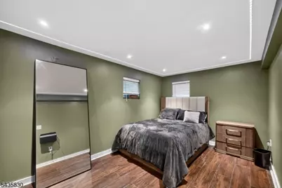 12 Bender Pl, Cliffside Park, NJ 07010 - Photo 18