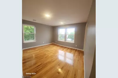 388 S 9th St #2, Newark, NJ 07103 - Photo 8