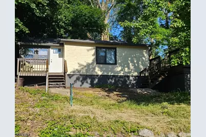 43 E Shore Trl, Hardyston Township, NJ 07460 - Photo 2