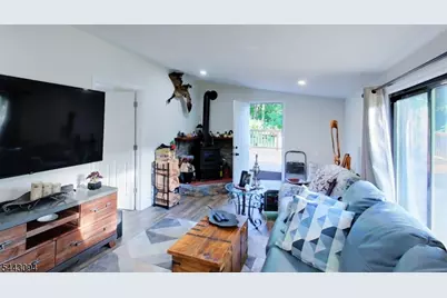 43 E Shore Trl, Hardyston Township, NJ 07460 - Photo 26