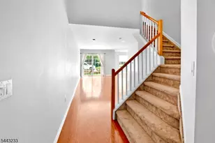 418 Dalton Ct, Denville, NJ 07834 - Photo 4