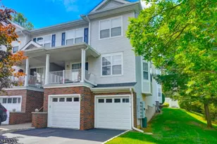 418 Dalton Ct, Denville, NJ 07834 - Photo 1