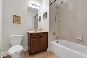 5107 Enclave Cir, Franklin Township, NJ 08873 - Photo 20