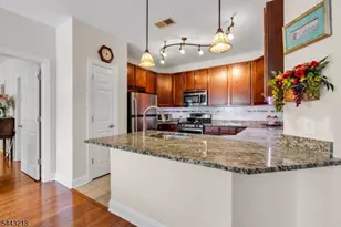 5107 Enclave Cir, Franklin Township, NJ 08873 - Photo 10